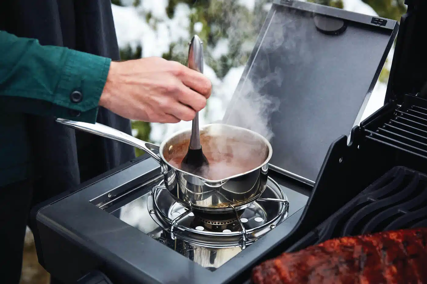 Napoleon Freestyle™ 365, 3 hoofdbranders, zijbrander en deur, zwart