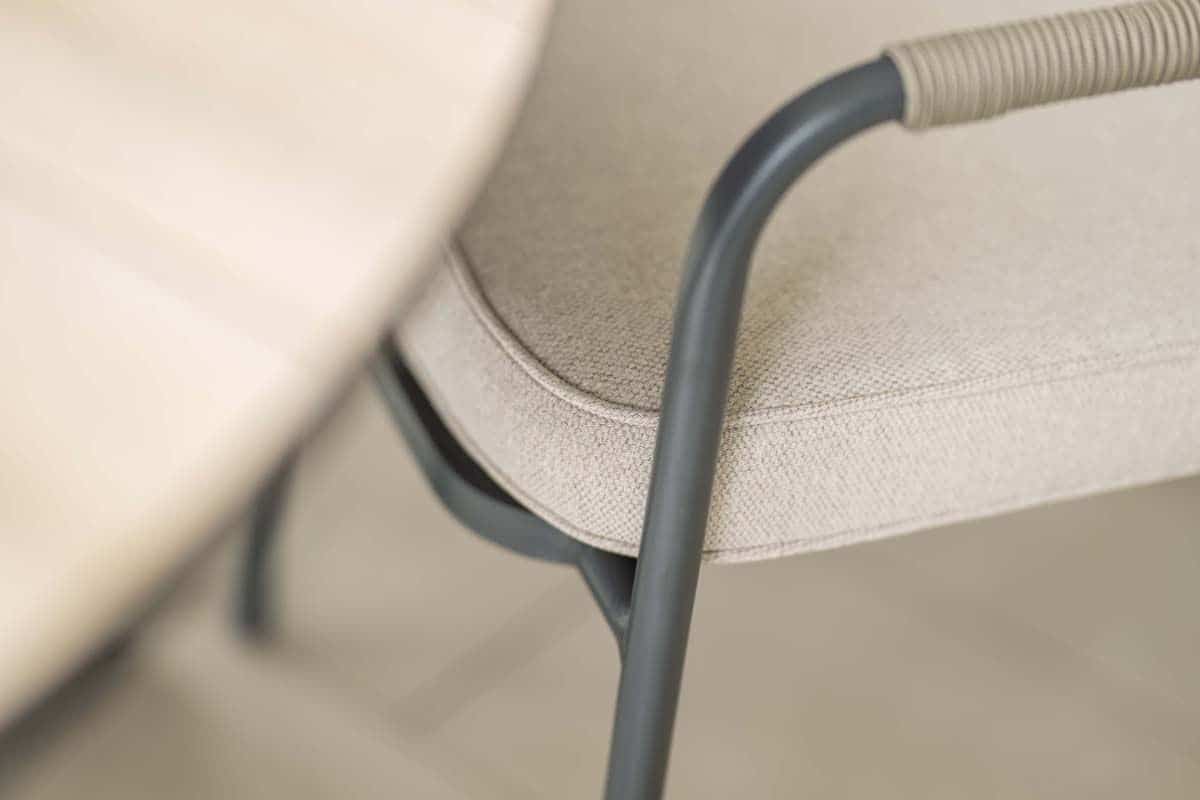 Venice dining stoel desert sand